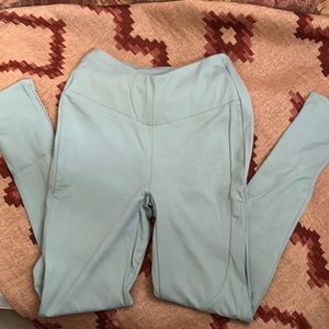 Gymshark leggings Captivate in turquoise sz M
